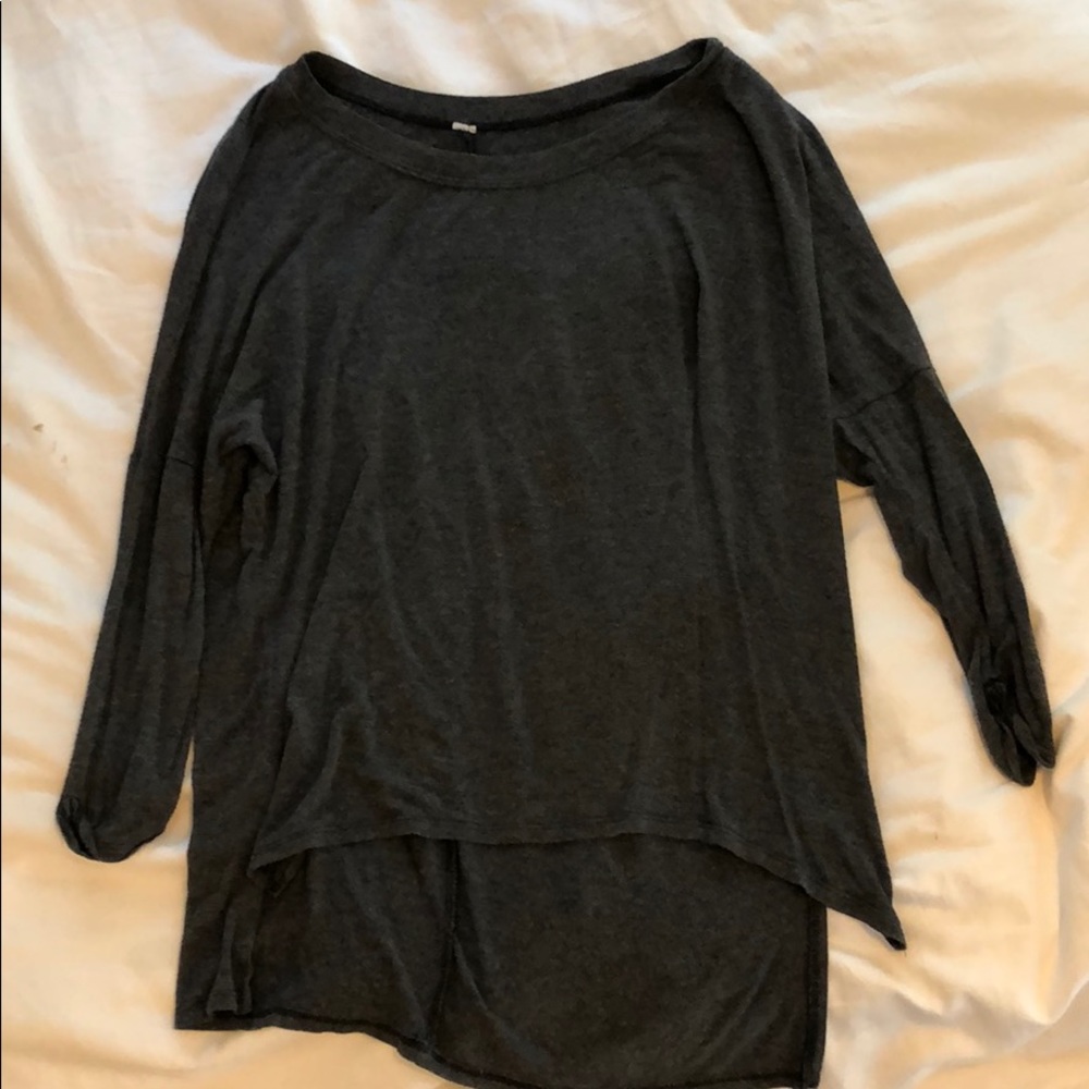 Dark Grey Flowy Quarter-Sleeve Tee